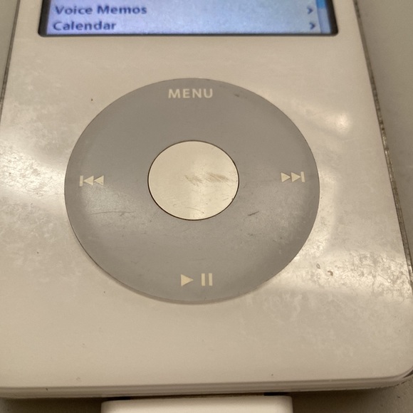 Apple iPod classic video 5th generation white - Picture 7 of 8